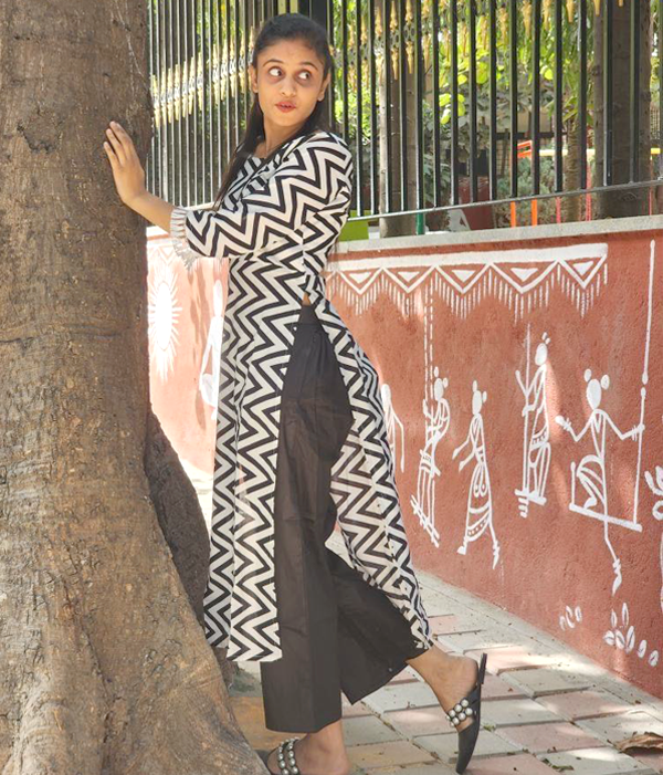 Geometrical Mulmul Cotton Kurta Set