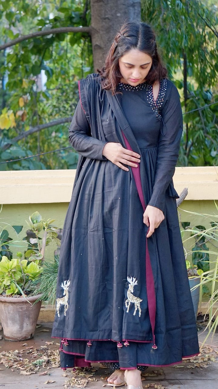 Hiran suit