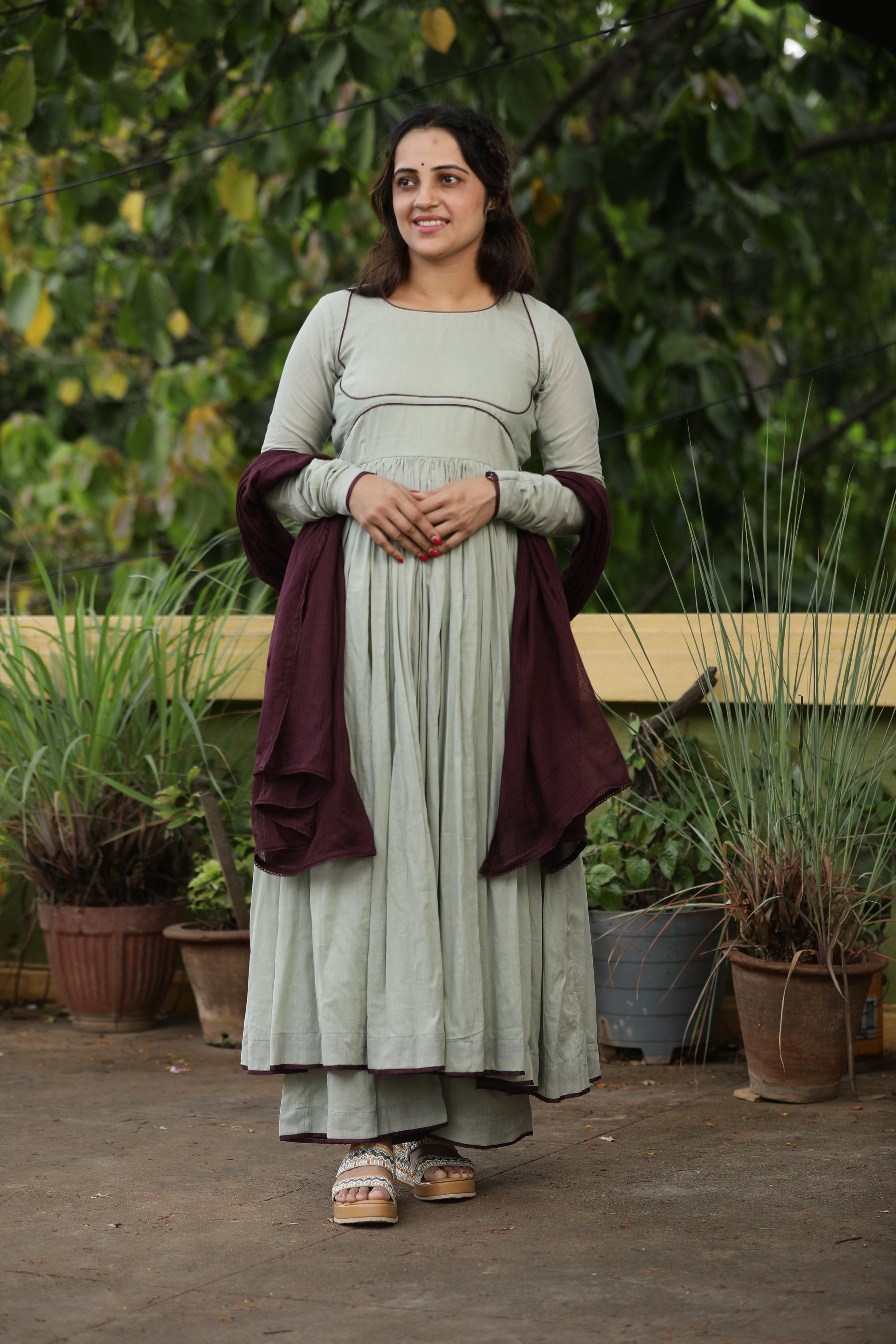 Aarvi Suit